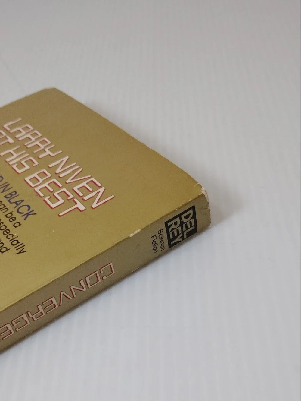 8 For $8 Larry Niven Convergent Series *First Edition* Scifi